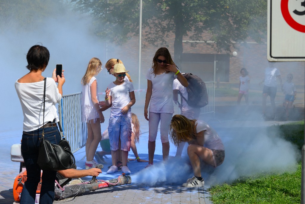 ../Images/Color fun run 2015 048.jpg